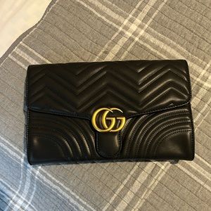Clutch used a few times, do not have original packaging